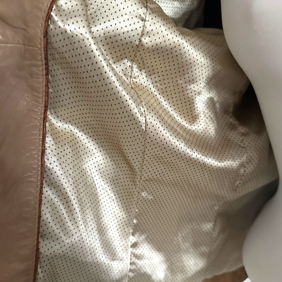 Danier Ladies Tan Leather Moto Jacket - Size Large - Picture 11 of 13